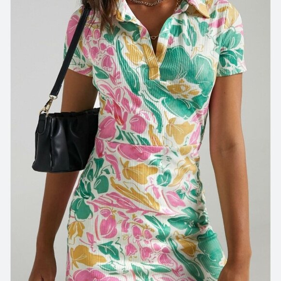 Showpo Short Sleeve Ichika Mini Dress in Electric Floral Size 10 - Picture 11 of 11